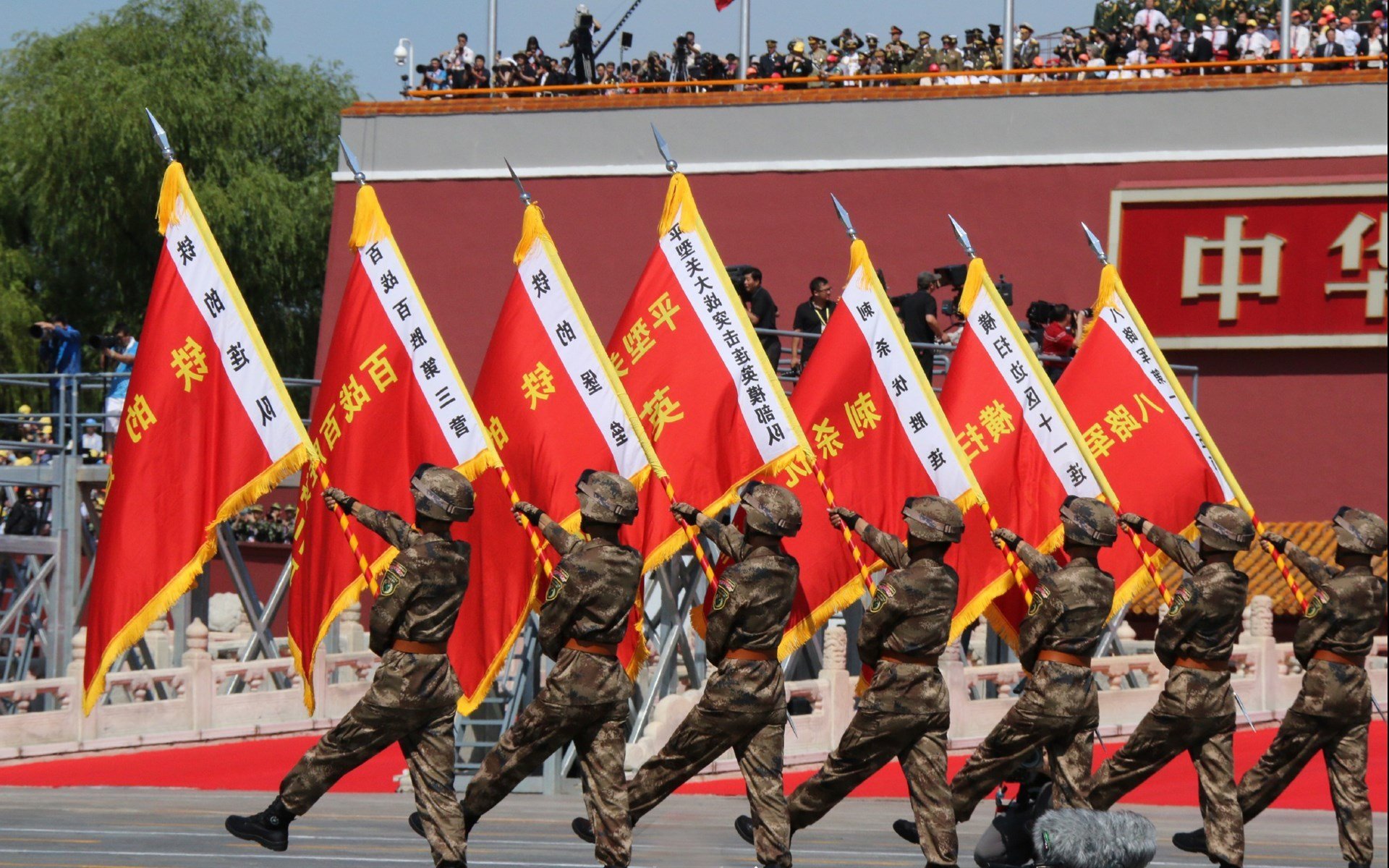 开云入口-巴西骑手玛尔西奥·霍尔赫在巴黎奥运会三项赛中取得个人最佳成绩，获得第七名。
