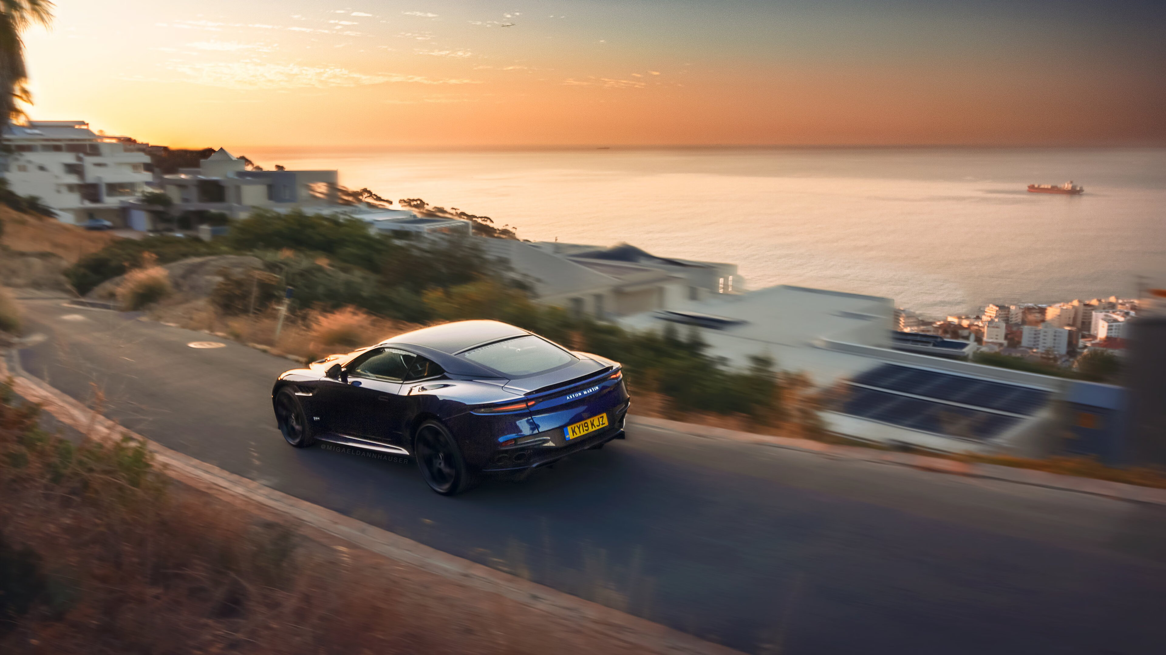 开云入口-托里·哈斯克冲线瞬间引爆现场，哈里托马斯nba