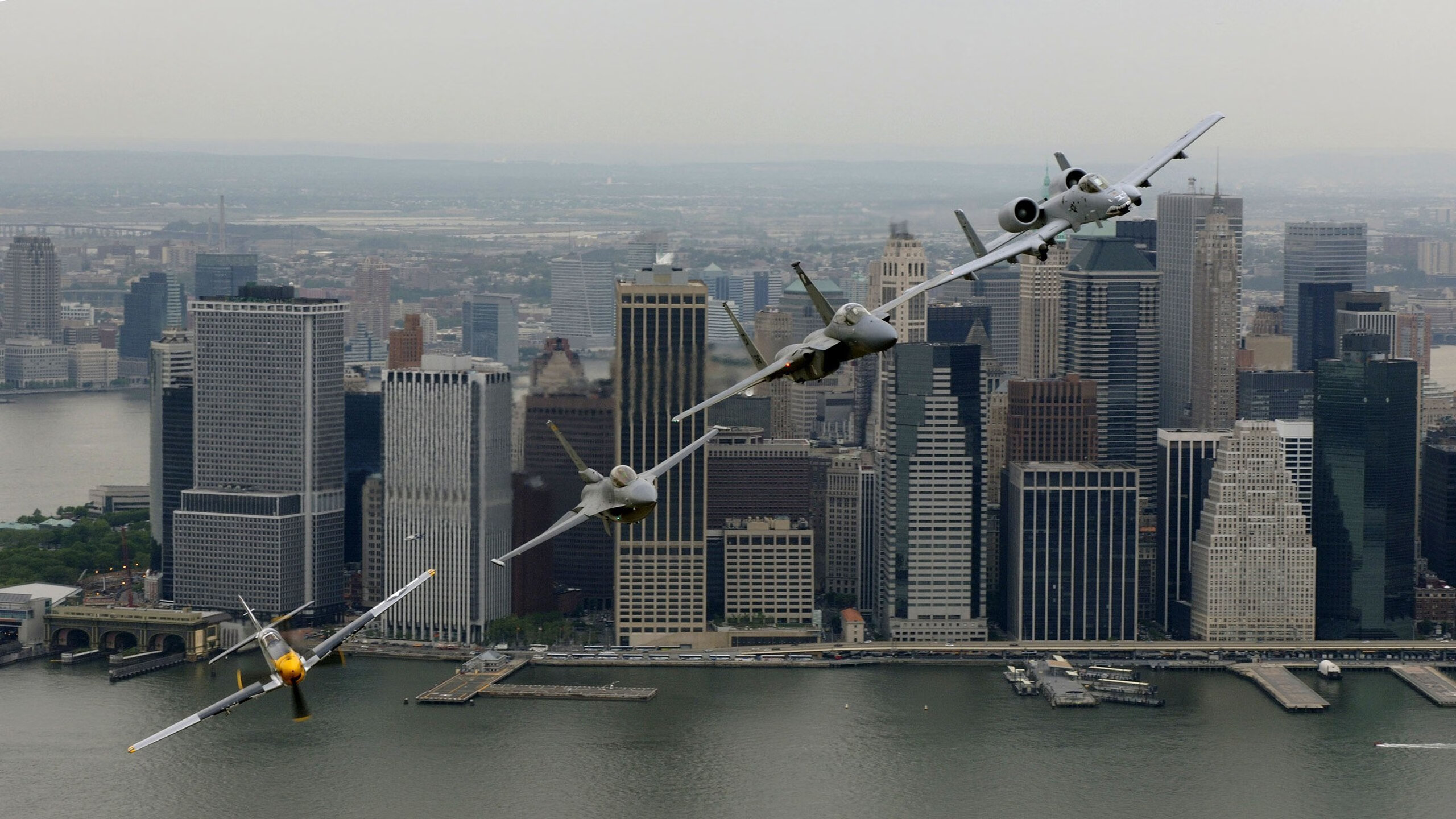 格列兹曼在国家队比赛中振奋表现