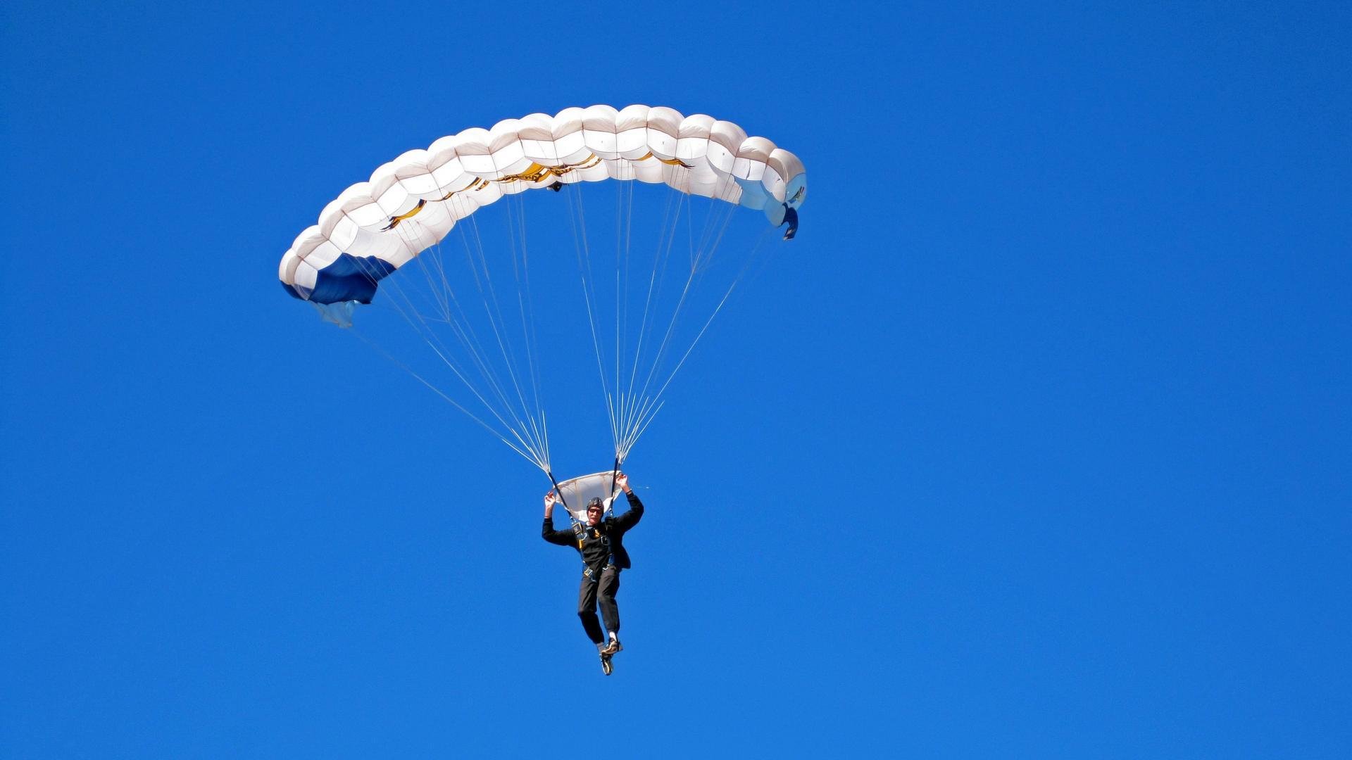 《《堡垒之夜》发布全新动画皮肤，玩家抢购一空》，堡垒之夜新动作